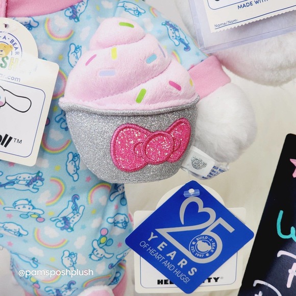 Build A Bear Sanrio CINNAMOROLL Hello Kitty Sleeper 25th Anniversa Cupcake Plush - Picture 8 of 16